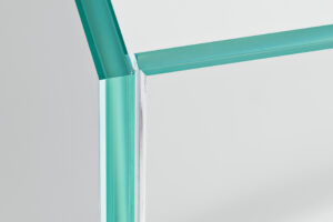 Détail angle haut EHEIM clearTank